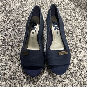 Anne Klein Women’s Size 7 M Navy Blue Wedges Peep Toe Low Heel
